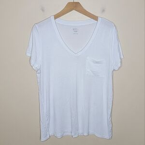 Stitch Fix Market & Spruce | White V-Neck Short Sleeve T-Shirt Size Large